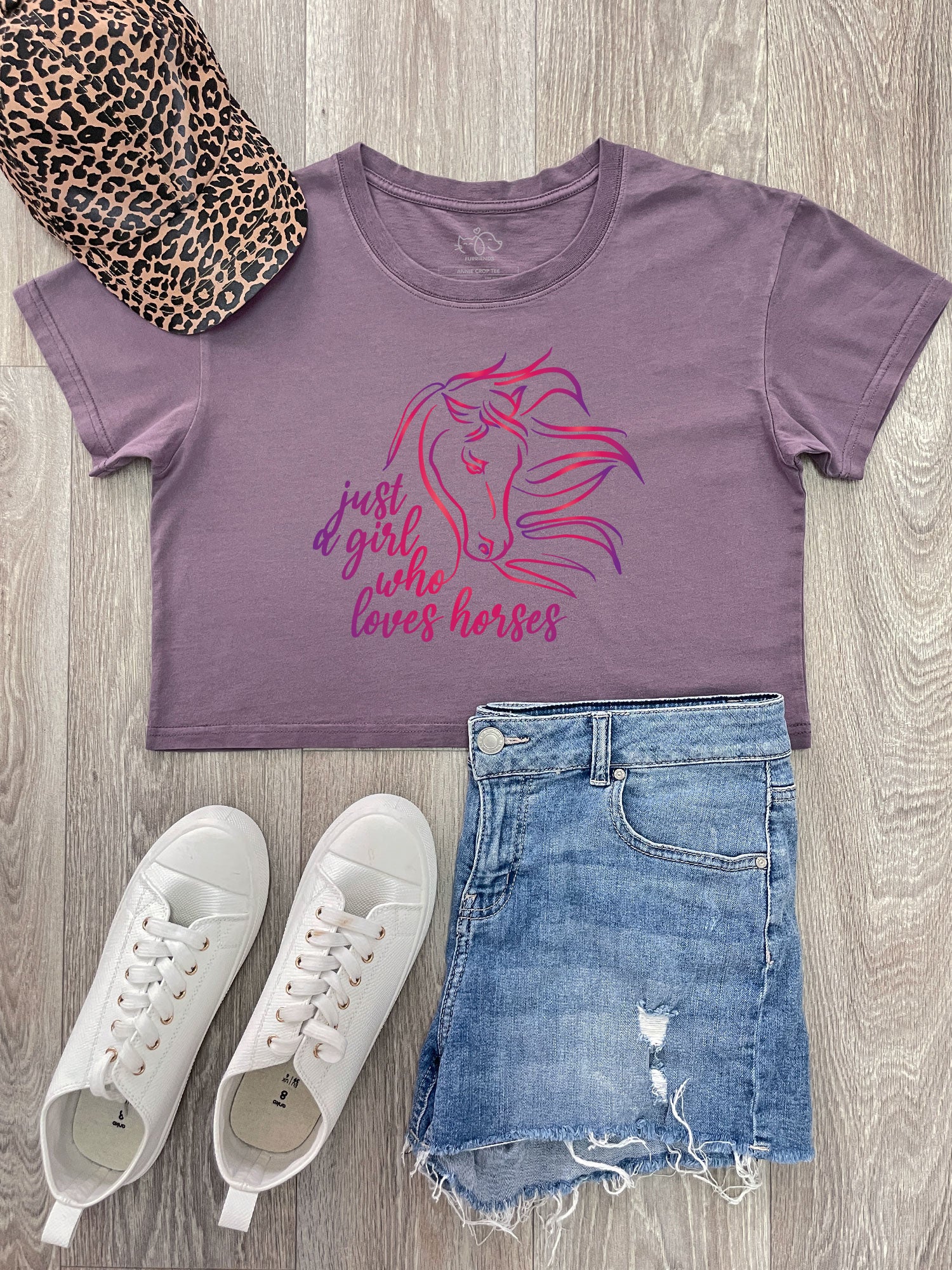 Just A Girl Who Loves Horses Annie Crop Tee