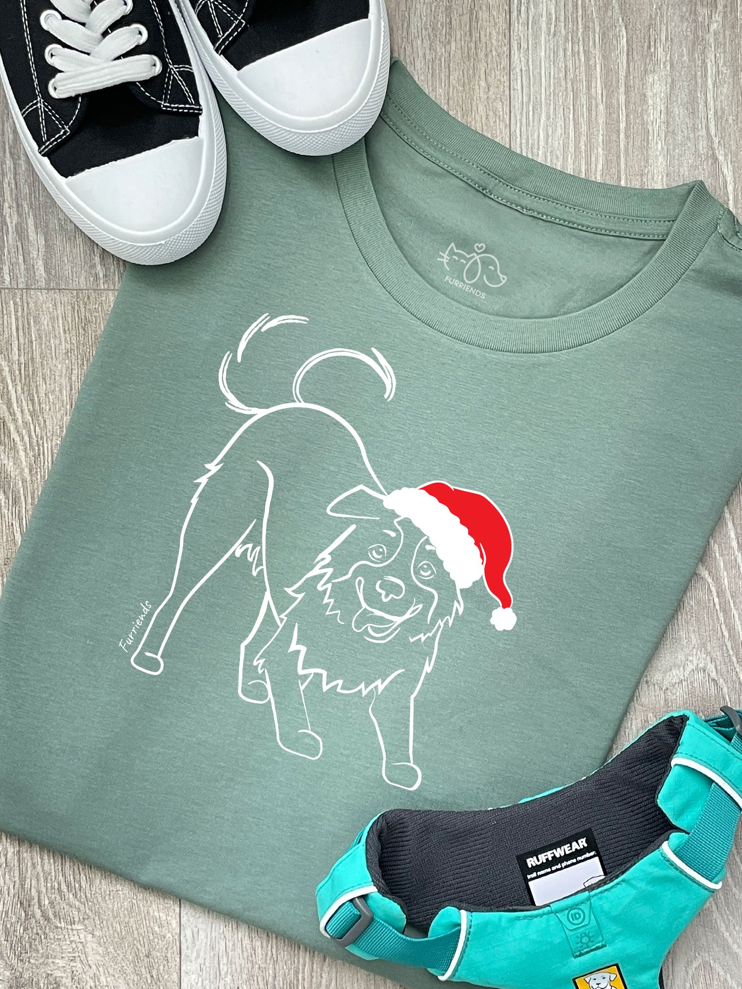 Border Collie Christmas Edition Ava Women's Regular Fit Tee