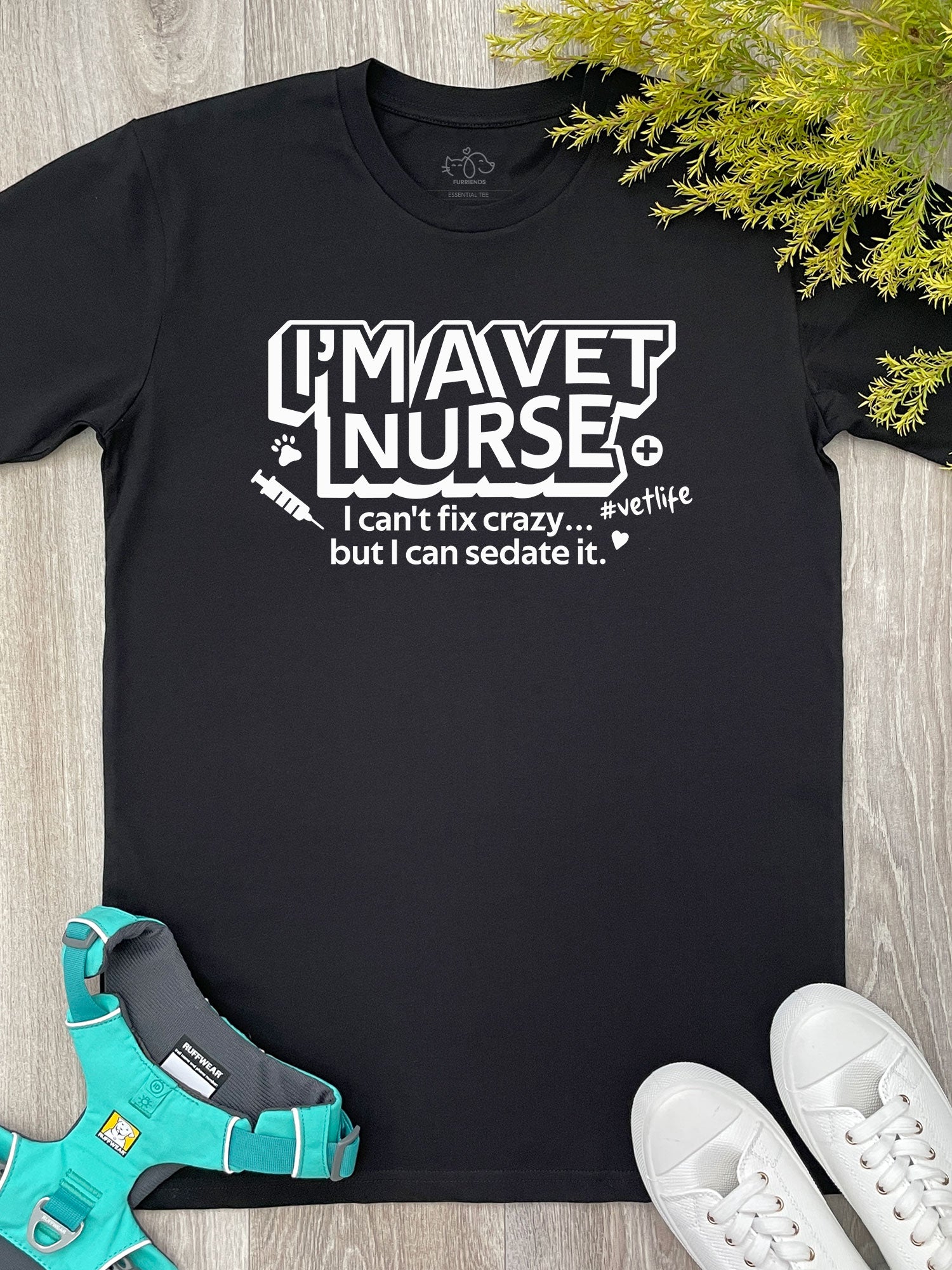 I'm A Vet Nurse Essential Unisex Tee