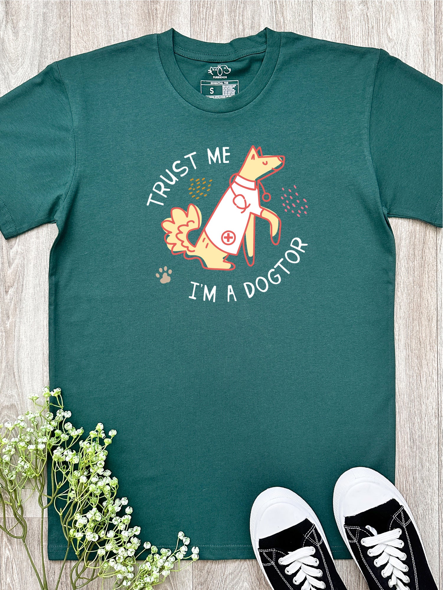 Trust Me I'm A Dogtor Essential Unisex Tee