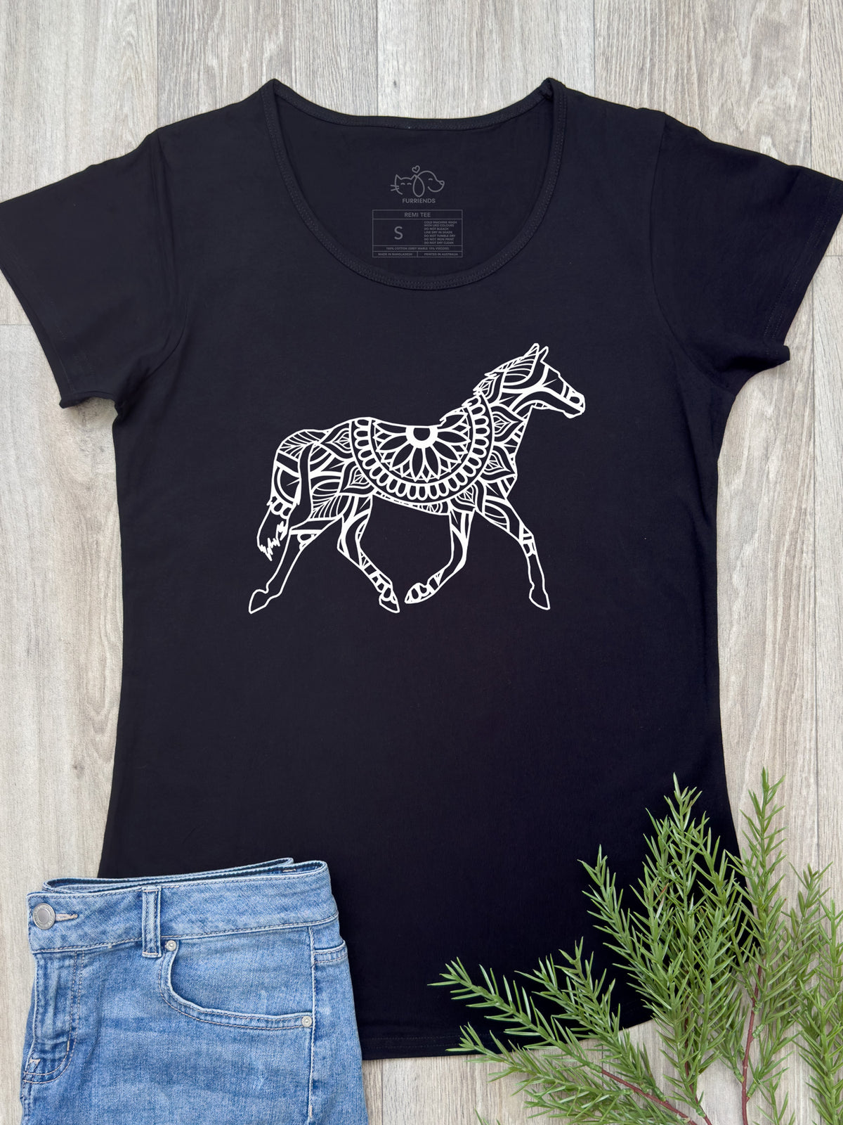 Horse Mandala Remi Women&#39;s Tee