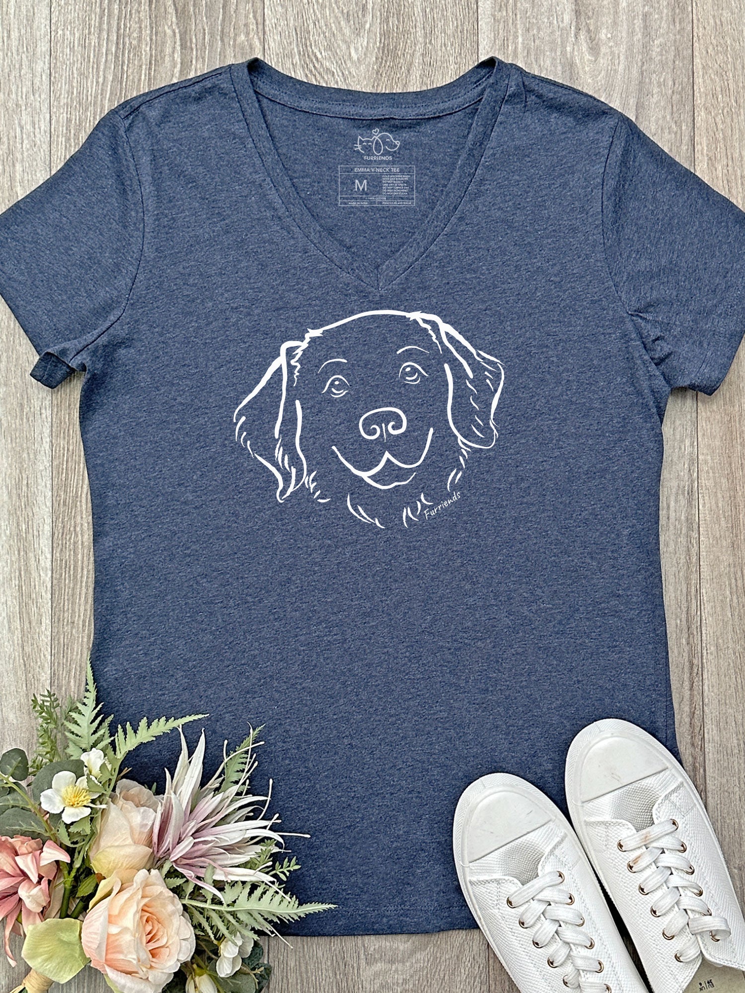 Golden Retriever Emma V-Neck Tee