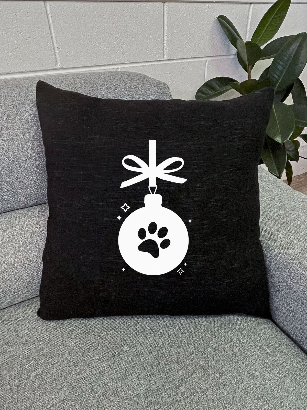 Pet Lovers Christmas Linen Cushion Cover