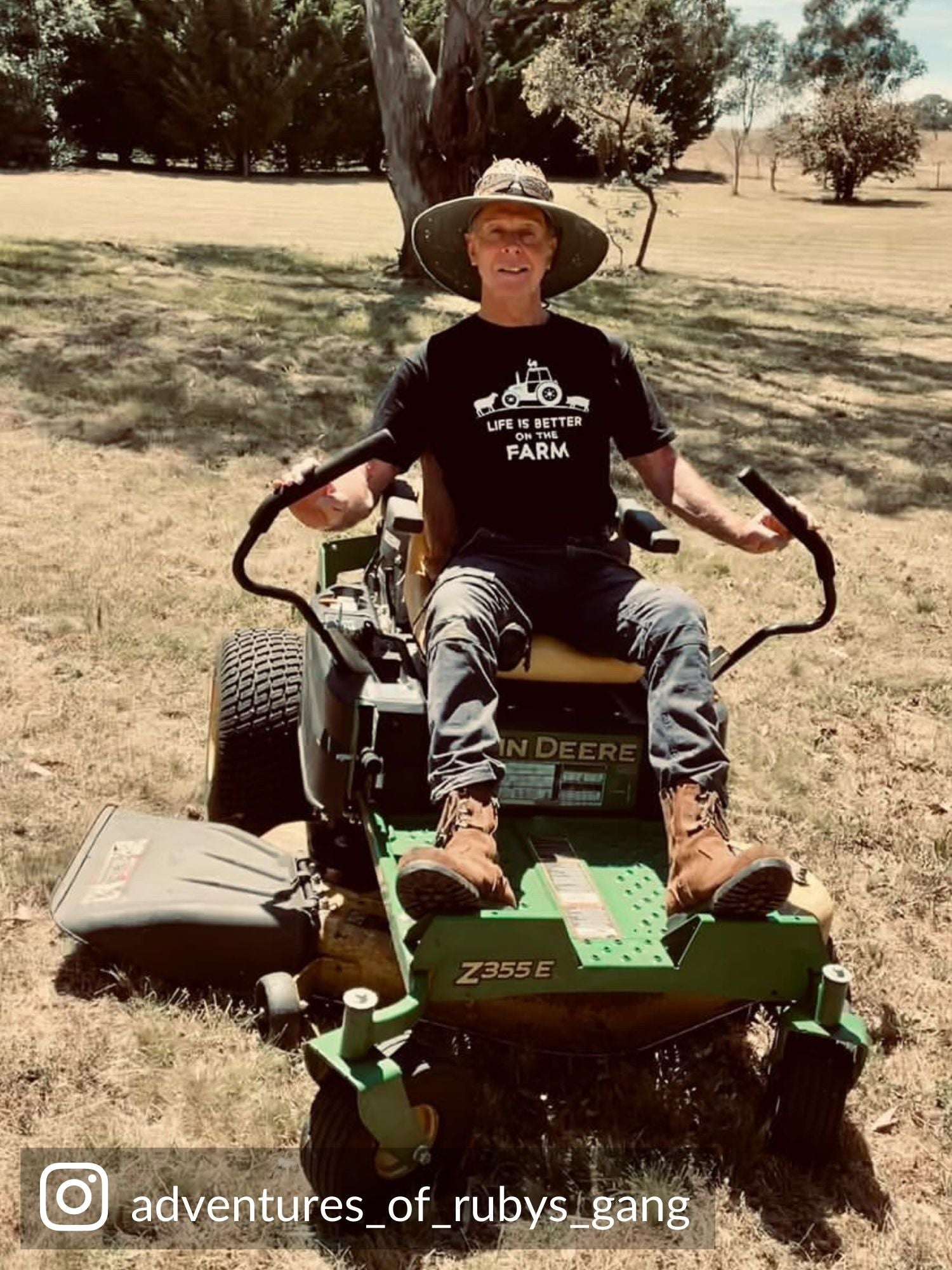 Farm Life Essential Unisex Tee