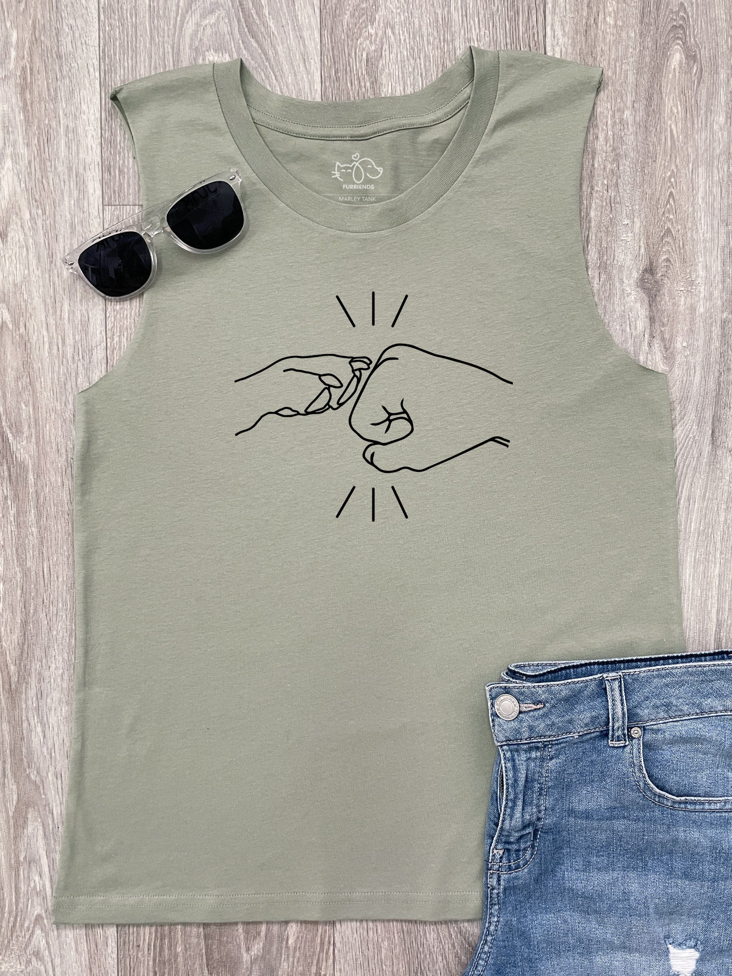 Paw Fist Bump Marley Tank