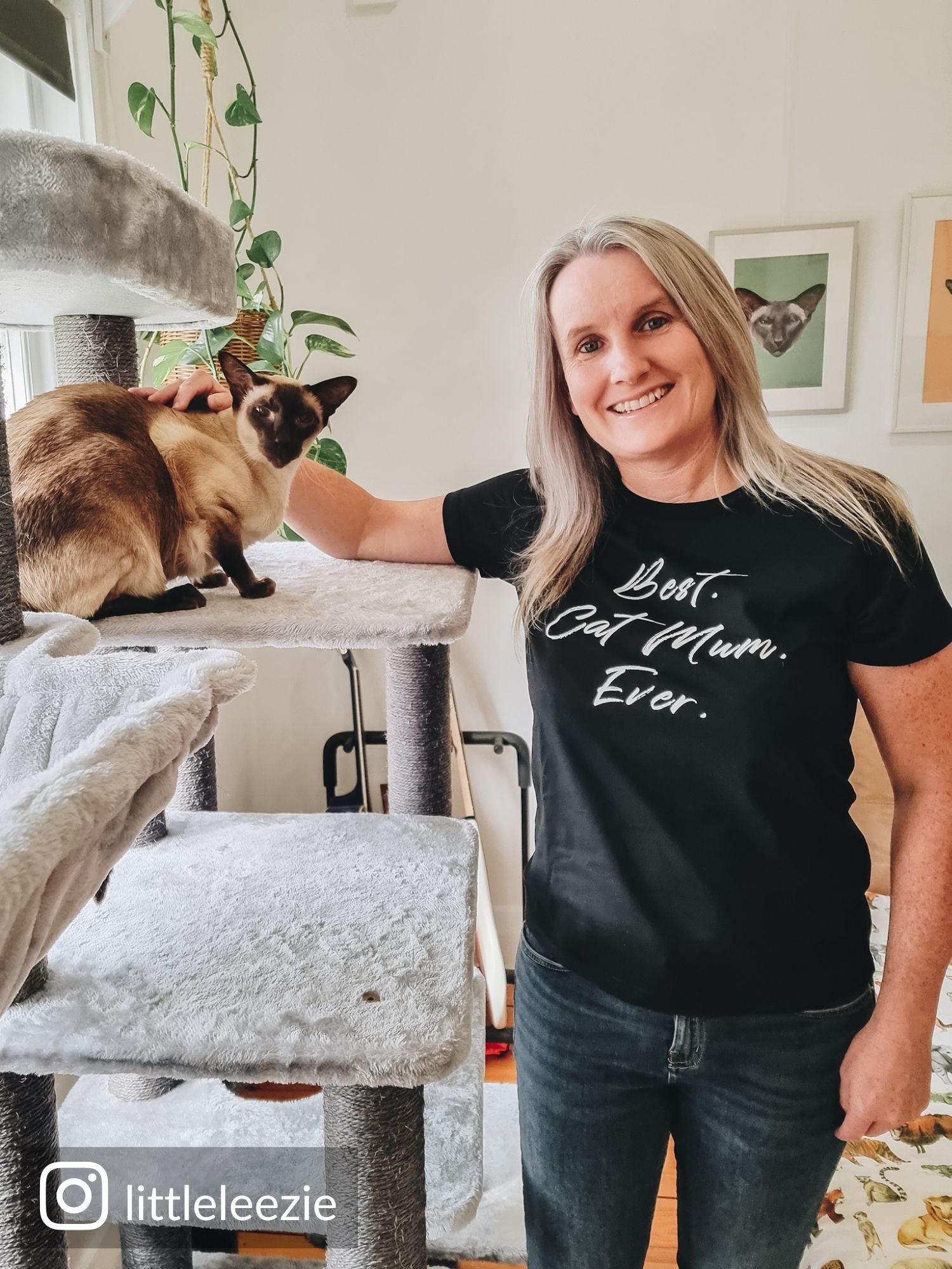 Best. Cat Mum. Ever. Ava Women's Regular Fit Tee